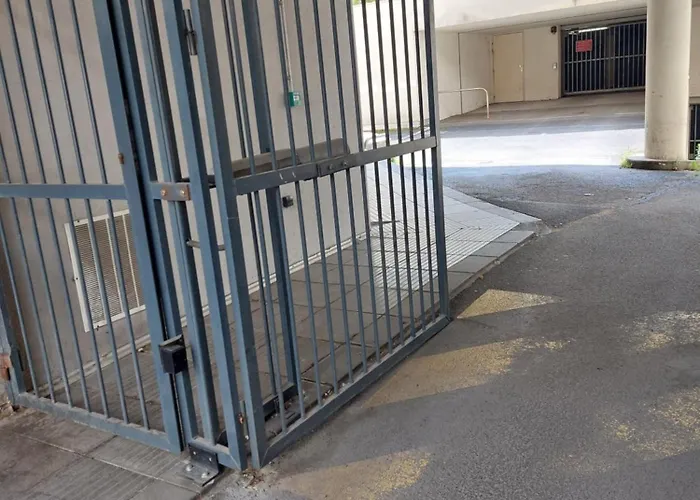 Quarto em Acomodações Particulares Hyper Centre ,jolie Climatisee Avec Parking Securise Gratuit *