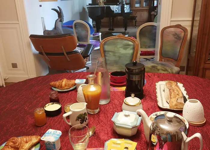 Hyper Centre ,jolie Climatisee Avec Parking Securise Gratuit